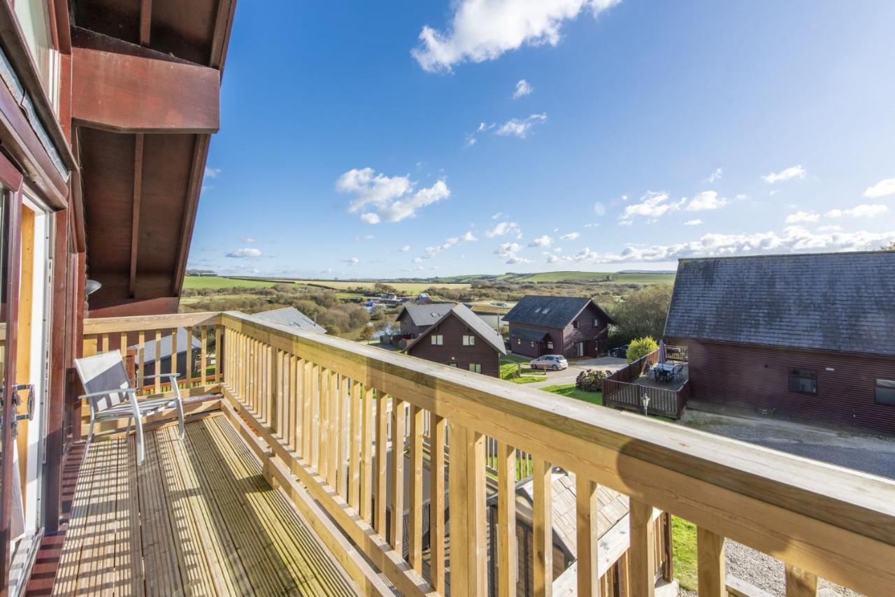 Lodge 40, Retallack Resort & Spa St Columb Major Exterior photo